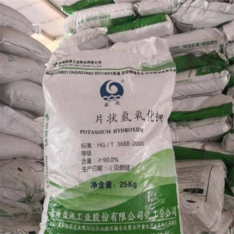 大奶大屁女草视频j